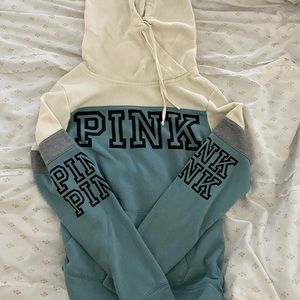 VS PINK SWEATSHIRT
